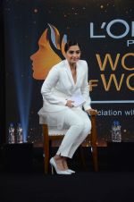 Sonam Kapoor at Loreal event on 8th Feb 2016